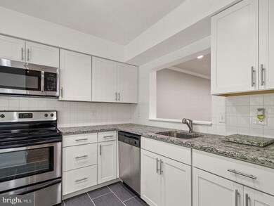 11502 Summer Oak Dr, Germantown, MD 20874 - photo 5