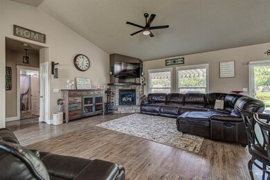 19028 Flora Rd, Nampa, ID 83687 - photo 7