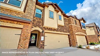 3811 Lancer Cir, Pearland, TX 77581 - photo 2