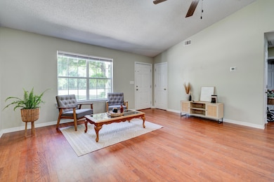 4236 Edge Perry-3