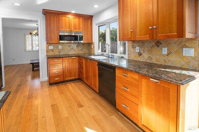 4808 Foxglove Ct, Santa Rosa, CA 95405 - photo 5