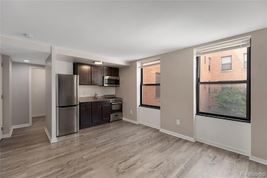 629 W Milwaukee St unit 104, Detroit, MI 48202 - photo 6