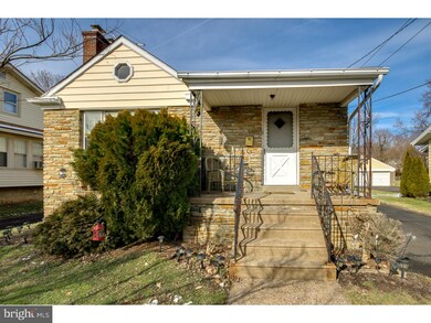 11 Center Ave, Willow Grove, PA 19090 - photo 2