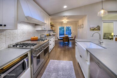 Gourmet Kitchen