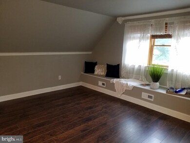 223 Somerset Dr, Willingboro, NJ 08046 - photo 4