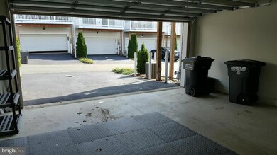 14917 Potomac Branch Dr unit 190A, Woodbridge, VA 22191 - photo 2