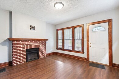 178 East Tompkins Street-6.jpg-SMALL