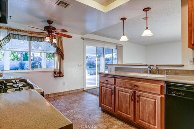 14213 Brandt Dr, Moreno Valley, CA 92553 - photo 6