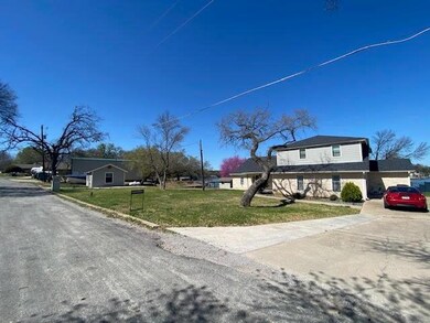 608 Casas Del Norte Ct, Granbury, TX 76049 - photo 3