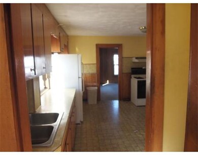 67 Bradford St, Everett, MA 02149 - photo 4