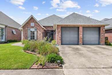 208 Kings Cove Cir, Lafayette, LA 70508 - photo 2