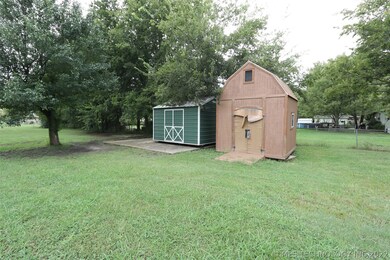 2 storage sheds on the property. One sits on a con