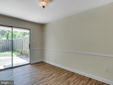 2920 Williamsburg Ct, Woodbridge, VA 22191 - photo 7