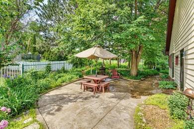 23 x 21 patio with garage and porch entrance