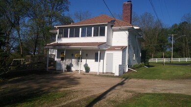 6063 Vroman Rd, Fitchburg, WI 53593 - photo 2