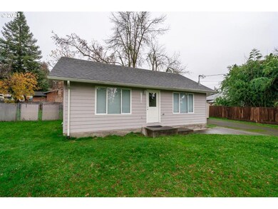 16522 SE Gordon St, Milwaukie, OR 97267 - photo 2