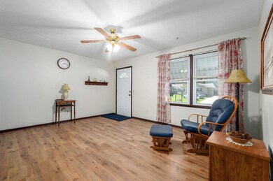 2820 N Howard Ave-7