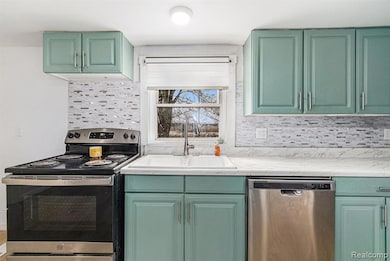 9433 E Lovejoy Rd, Perry, MI 48872 - photo 4