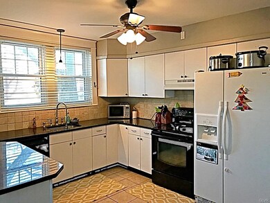 Gorgeous Kitchen with Granite Countertops