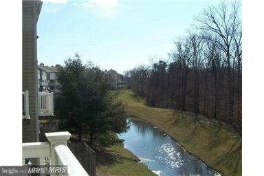 9232 Cardinal Forest Ln unit 9232D-, Lorton, VA 22079 - photo 2