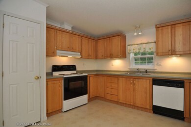 41 Quiet Way, Wakefield, RI 02879 - photo 3