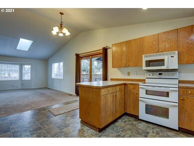 63565 Ranch Village Dr, Bend, OR 97701 - photo 7