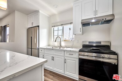 143 1/2 N Alexandria Ave, Los Angeles, CA 90004 - photo 5