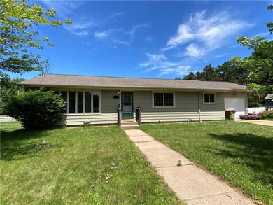 1808 Curtiss St, Eau Claire, WI 54703 - photo 2