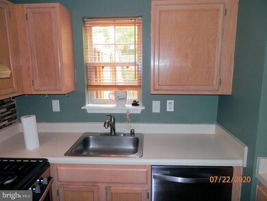 9310 Town Place Dr, Owings Mills, MD 21117 - photo 7