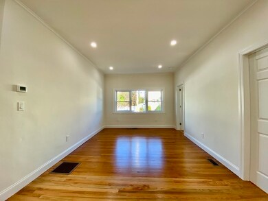 27 Monroe St unit 1, Malden, MA 02148 - photo 4