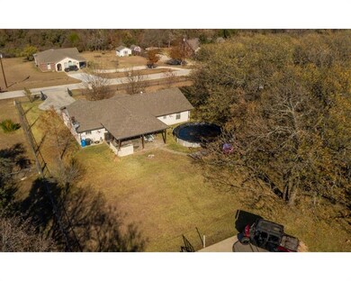 1105 Eagles Way, Springtown, TX 76082 - photo 5