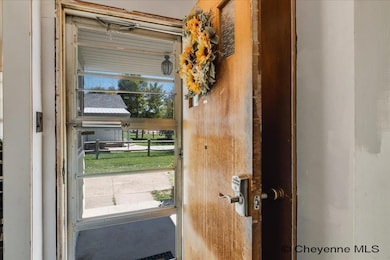 1958 Newton Dr, Cheyenne, WY 82001 - photo 4