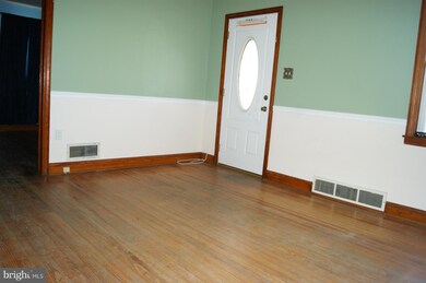 201 Sycamore Rd, Curtis Bay, MD 21226 - photo 3