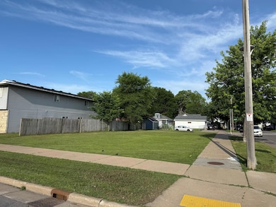 1202 West Ave S, La Crosse, WI 54601 - photo 4