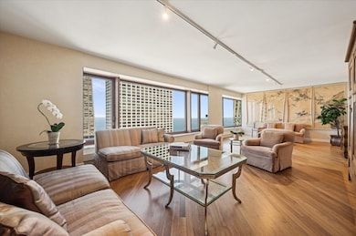 Olympia Centre unit 56H, Chicago, IL 60611 - photo 6