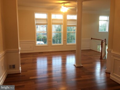 6090 Madison Park Dr, Falls Church, VA 22041 - photo 2