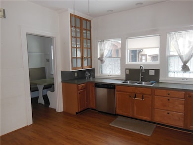 369 Westminster Rd unit 1, Rochester, NY 14607 - photo 3