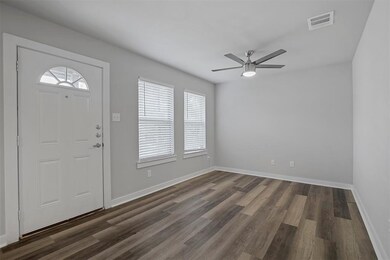 324 W Munson St, Denison, TX 75020 - photo 4