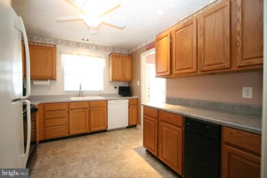 6221 Rainier Dr, Frederick, MD 21703 - photo 5