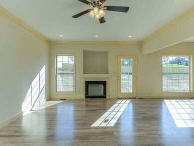 1956 Clearwater Dr, Lawrenceburg, KY 40342 - photo 6