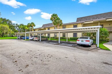 9 Plantation Dr unit 201, Vero Beach, FL 32966 - photo 2