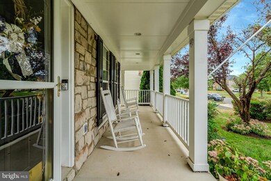 8411 Lanier Overlook Ct, Bristow, VA 20136 - photo 5