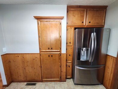 411 E Mulvane St, Mulvane, KS 67110 - photo 5