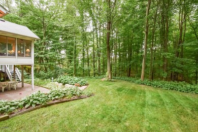 2435 Mcintosh Ave NE, Grand Rapids, MI 49525 - photo 6