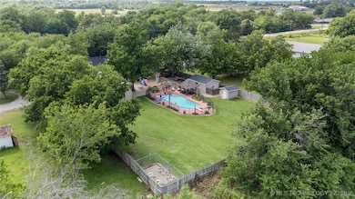 1732 N Little Ave, Cushing, OK 74023 - photo 7