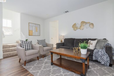 411 Canyon Ct, Vallejo, CA 94591 - photo 5