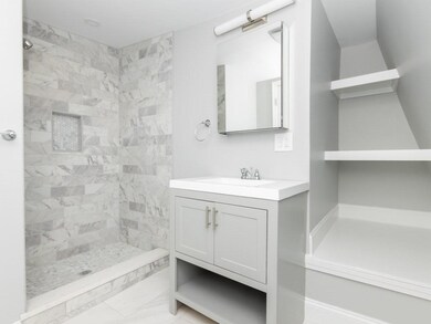 9 Minot St unit 2, Dorchester, MA 02122 - photo 6