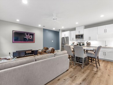 5114 Cochran St, Houston, TX 77009 - photo 6