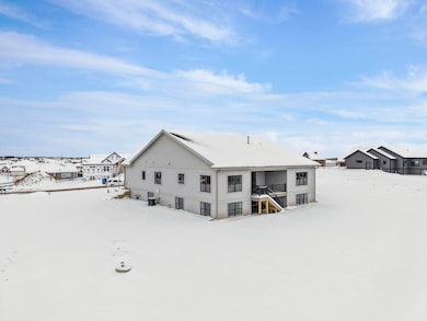 6854 Karolina Way, Sun Prairie, WI 53590 - photo 4