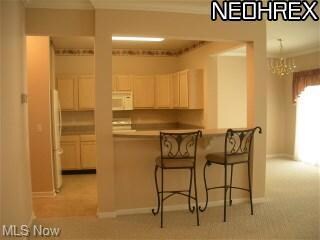 Breakfast bar